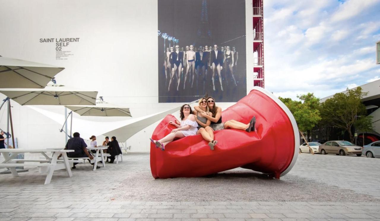 Design District By Midtown, Wynwood, Brickell, 10 Min To The Beach, Free Parking Маямі Екстер'єр фото